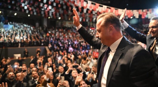 Anahtar Parti İstanbul 1. Olağan Kongresi Coşkuyla Gerçekleştirildi